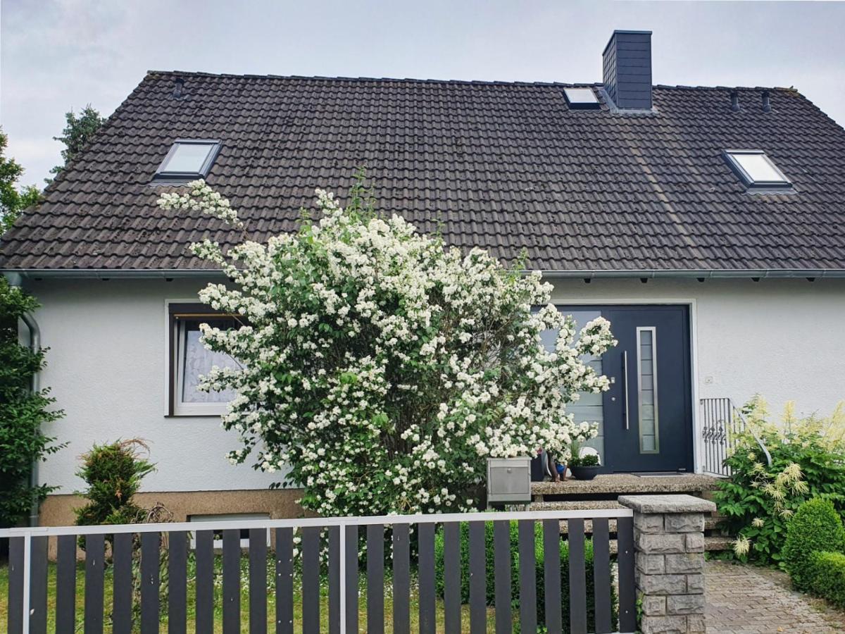 Privatzimmer Mit Eigenem Bad Und Kueche Burgwedel  Zewnętrze zdjęcie